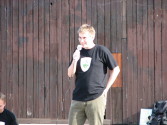 JanoS obveseuje tmy.